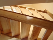 Scară din lemn cu propriile mâini, fabricarea de scări din lemn la etajul al doilea pentru a da și