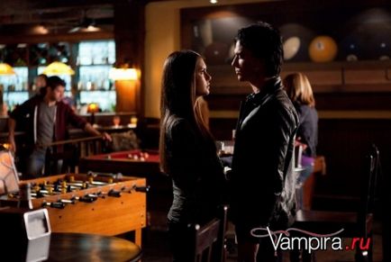 Damon és Elena a három év - Fotók - lásd a Vampire Diaries online magas színvonalú