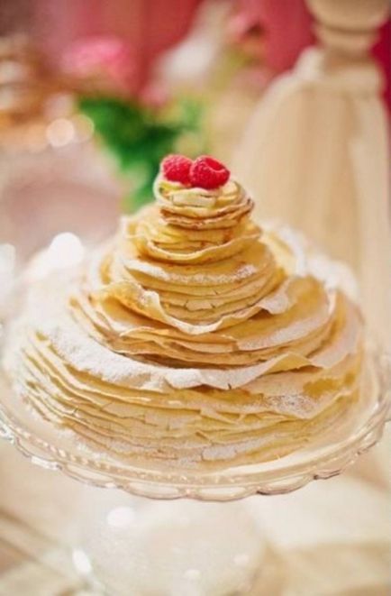 Gust de casă de tort de nuntă de pancake