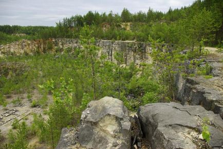 Cariera Dyukinskoe - concentrarea de frumusețea naturii în apropiere!