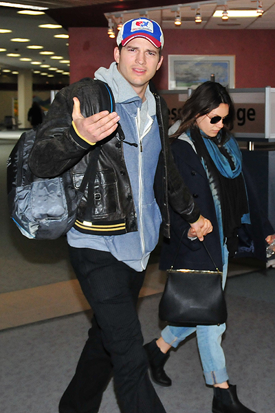 Ashton Kutcher Mila Kunis hozta a családját Iowa, pletyka