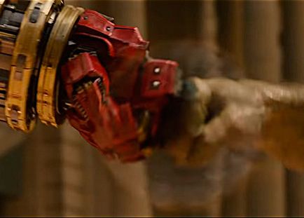 A fizikus kiszámolta a ütközési erő a vas férfi Hulk (erő) A fizikus kiszámolta a ütőerő a vas ember Hulk