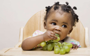 Cum se hranesc bebelusii in diferite tari ale lumii