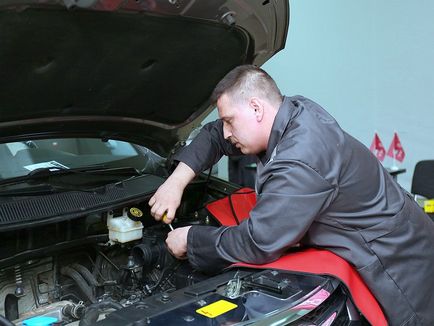 Як ремонтують китайські автомобілі в россии - автомобілі
