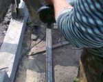 Hogyan készítsünk egy kerítés a fémlemezek saját kezűleg