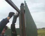 Cum sa faci un gard din profil metalic cu mainile tale
