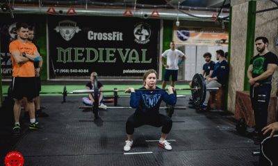 Как да се предпазите ръцете си CrossFit, CrossFit ръкавици и подложки