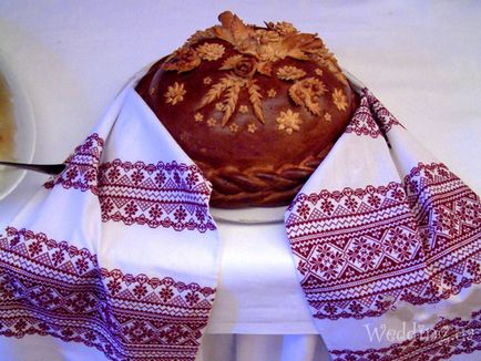 Karavai - simbolul tradițional al nunții