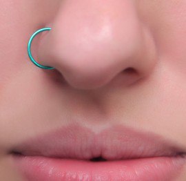 Inelul în nas, deoarece este purtat corespunzător și poate fi înlocuit cu o lovitură