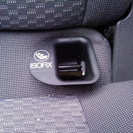 ISOFIX gyermekülés ISOFIX (Isofix) - ami az, aminek látszik