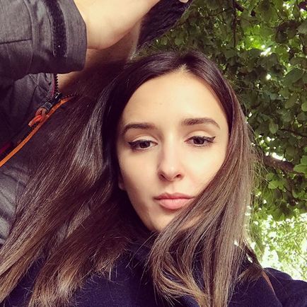 Margarita Agibalova în fotografiile și videoclipurile proaspete ale Instagram pentru ziua de azi
