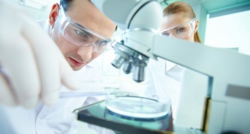 Nanotechnológia a kozmetika (a bőr mélyebb rétegeibe) Nanotechnológia a kozmetikumok