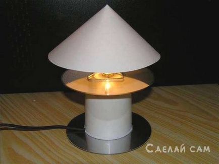 Desktop lampă USB de pe hârtie, cd-discuri și alte lucruri mici, DIY