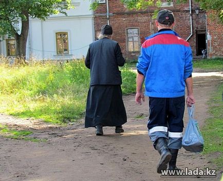 Тиждень в монастирі