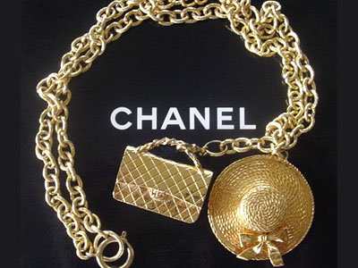 Számos kevéssé ismert tényeket Coco Chanel anyagok csoportjából partner (kókusz) Számos kevéssé ismert tényeket Coco Chanel anyagok csoportjából partner