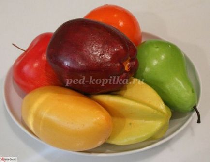 Об'ємна аплікація фрукти з кольорового паперу для старшої групи дитячого садка
