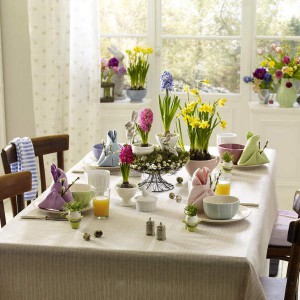 Húsvéti dekoráció szalvéta, tányér, 70 ötleteket asztal