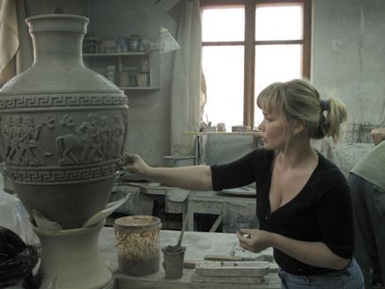 Șeful studioului de studio-ceramică Keram-Art împărtășește secretele de ceramică