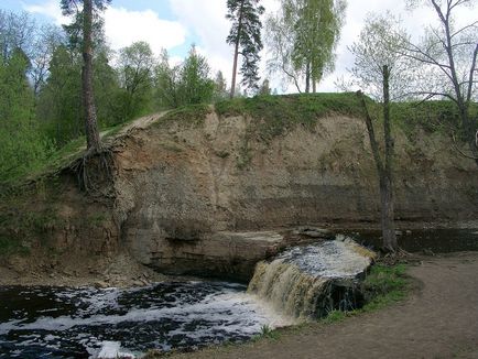 Sablinsky vízesés, leningrádi régióban