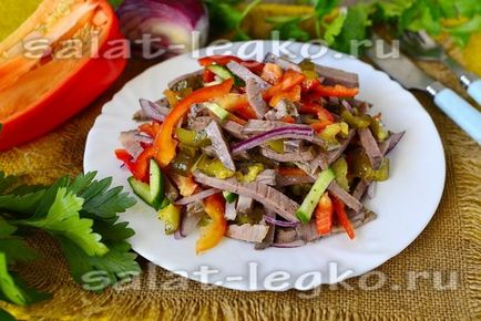Salată - Provencal - cu carne de vită, rețetă cu piper, castravete marinate și proaspete