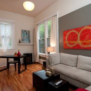 Culoarea gri în interiorul apartamentului, regulile de combinare, ideea de design în fotografie