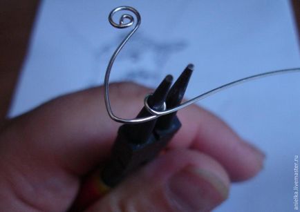 Hozzon létre egy nyakláncot „hal” ezüstözött drót - Fair Masters - kézzel készített, kézzel készített