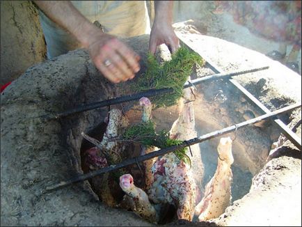 Tandyr-kabob - un vas de nomazi, războinici, călători și păstori