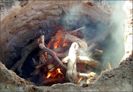 Tandyr-kabob - un vas de nomazi, războinici, călători și păstori