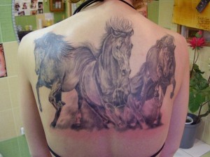 Татуювання коней (значення, ескізи, фото), tattoofotos