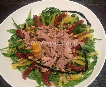 Salată caldă cu rețetă de rață cu fotografie, gătit pas cu pas