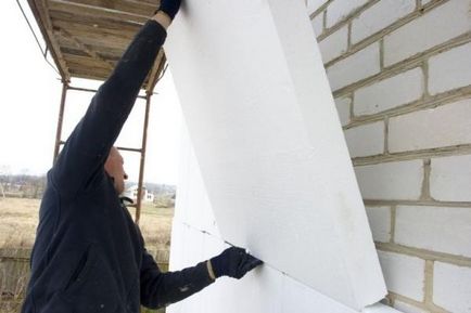 A falak számára Milyen méretű, mi a jobb szigetelés