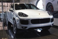 În Germania, funcționarea crossover-ului diesel porsche cayenne