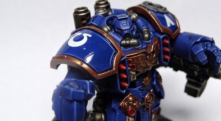 Warhammer_40k cum să aplicați decalcomanii cu vopsele tehnice - cetatea