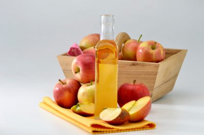 Яблучний оцет при варикозі лікування, протипоказання, як пити і чи допомагає