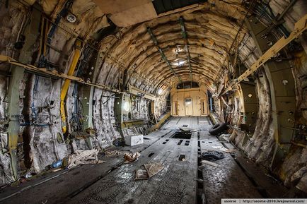 Aeroportul abandonat 