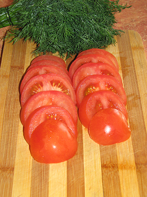 Запечені кабачки з помідорами під моцарелою