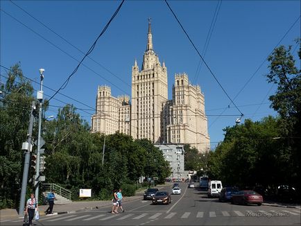 Житловий будинок на актори площі в Москві