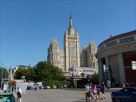 Житловий будинок на актори площі в Москві