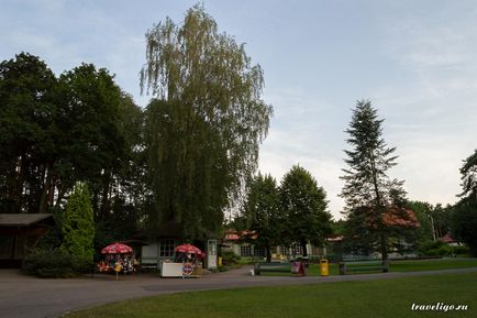 Gradina Zoologica a Rigului - istorie, obiective turistice si fotografii