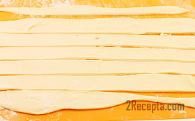 Ананаси в листковому тісті - покроковий рецепт з фото