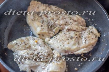 Diétás hússzeleteket csirke recept egy fotó