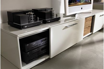 Jurnal al unui mobilier de design pentru home cinema și echipament hi-fi high-end