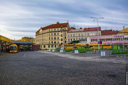 Stația principală de autobuz din Florența