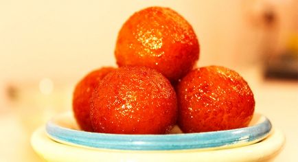 Gulab Jamun - o rețetă pentru gătit dulciuri din India