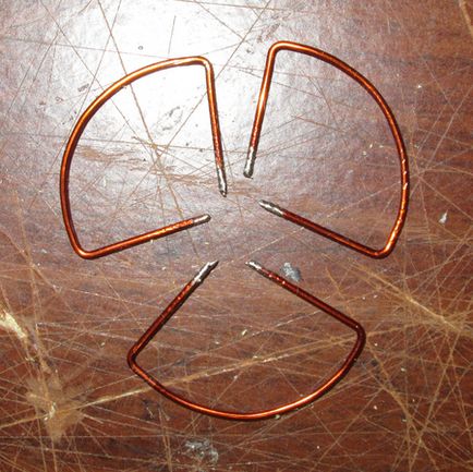 Termelés lóhere antenna, rc levegő (formázó szita fokban) Termelés lóhere antenna, rc levegő