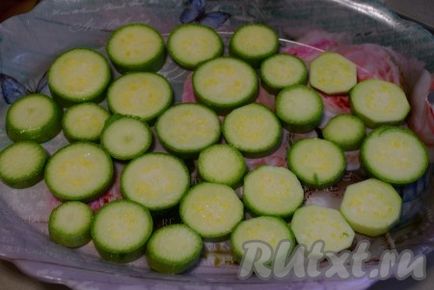 Cukkini sajttal és gyógynövények - recept fotókkal (cukkini sajttal zöldek) Cukkini sajttal és gyógynövények - recept fotókkal