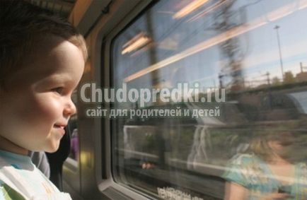 Cum să vă pregătiți pentru o călătorie cu un copil într-un tren