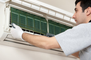 Hogyan tisztítsa meg a légkondicionáló eszközök és anyagok, utasítások tisztítására az egész rendszer