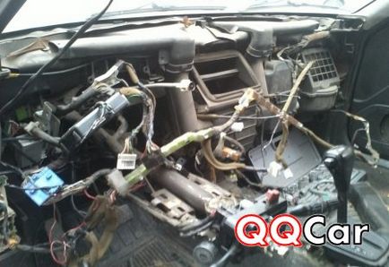 Hogyan lehet eltávolítani a karburátor és telepítse a Mazda 323 Solex