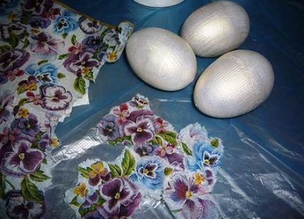 Як прикрасити яйця на Великдень своїми руками фото